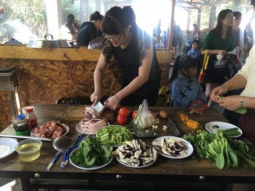 穿到民国看戏吃瓜晋江,穿越时空的看戏吃瓜之旅